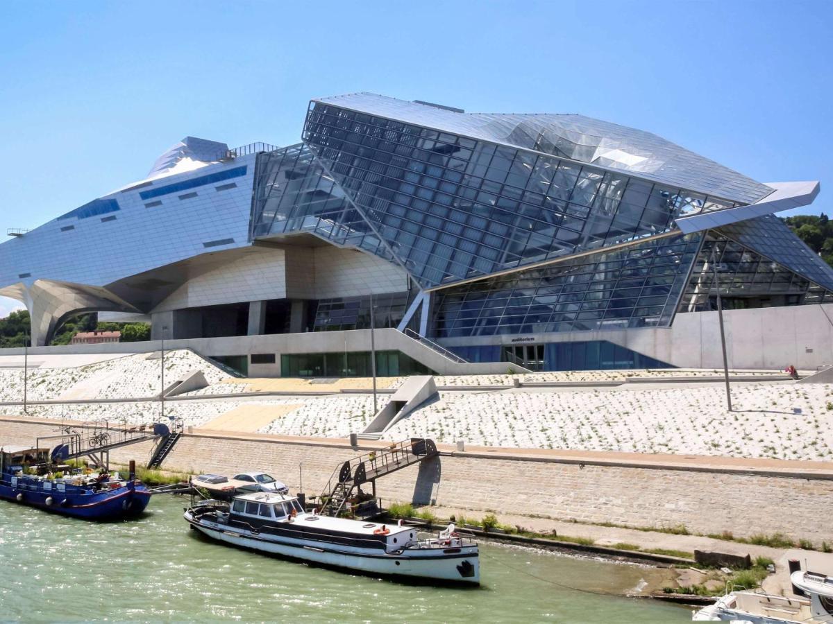 Ibis Lyon Gerland Musee Des Confluences Exterior photo